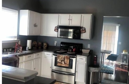 Church Street House | Precious Paradise! (Near Airport) 4.5 miles