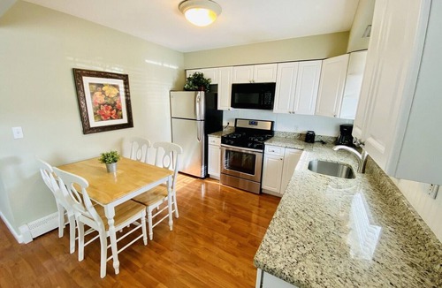 Ortley Beach Apartment | PREMIER HOST-2BR SEASIDE PARK SUITE#4, One Short Block to Beach, Kit, Liv Room