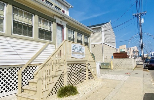 Seaside Heights Apartment | PREMIER HOST LISTING - 2BR Fish Bay Ste 1 House to Beach & Water Park,