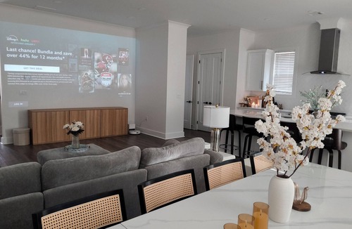 Duluth House | Premium 14-Person Home w/Private Sauna, Games & Fitness