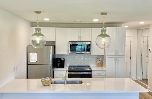 Seagrove Beach Condo | Prime 30A Location/EZ Beach Access/Quiet Pool/Fast Wifi