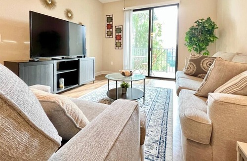 Carver City - Lincoln Gardens Apartment | Prime Central Tampa, Work Desk, Private Balcony