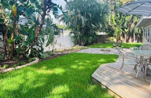 Pinellas Point House | Prime location just minutes to the beaches and downtown St Pete
