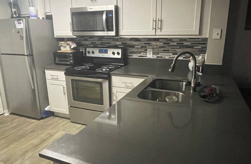 Delray Beach Apartment | Prime Location. Renovated Unit. Run by a Hospitality Professional. Many Perks+
