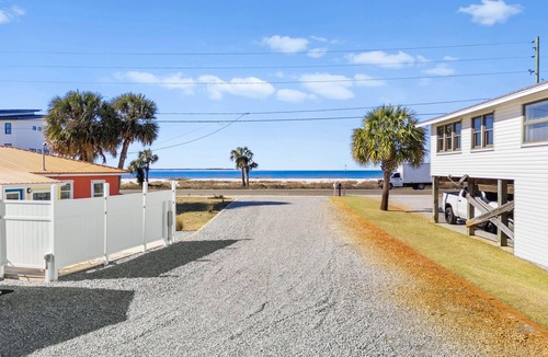 Port St. Joe RV Rental | Prime RV Lot w/Beach & Gulf Views | Full Hookups