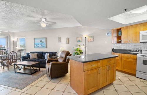 Belle Vista Condo | 🌅 Prime View Condo — Gulf Strand Resort, St. Pete Beach