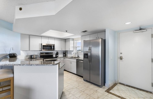 Belle Vista Condo | 🌅 Prime View Condo — Gulf Strand Resort, St. Pete Beach