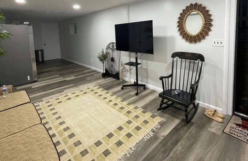 Oxon Hill Apartment | Private 3beds 1 bath basement apt