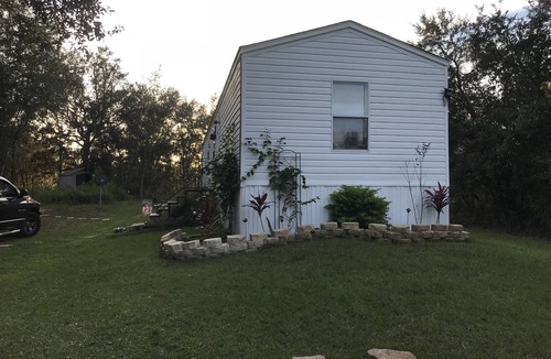 Fellowship House | Private 4.3 acre Country Retreat by Rainbow Springs in Ocala's horse country