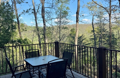 Asheville Cabin | Private Asheville Mountain Cabin Close to Downtown