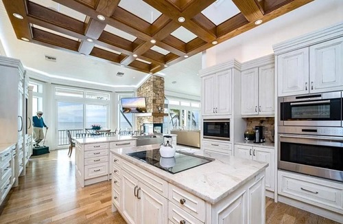 Port Royal House | Private Beach Oceanfront Mansion in Luxurious Naples Spacious 5-bedroom Palms