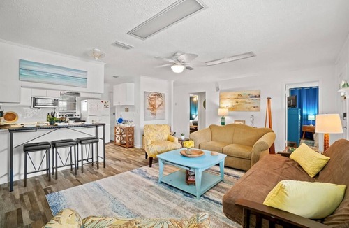 Bid-a-wee Beach House | Private Beach Access! Large Yard+Deck-Pet Friendly