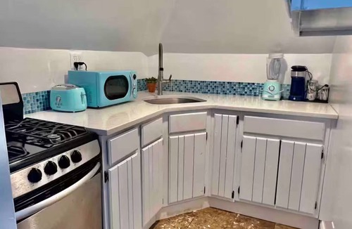 Queens Apartment | Private Charming 2 bedroom steps from the beach Entire rental unit in Queens, NY