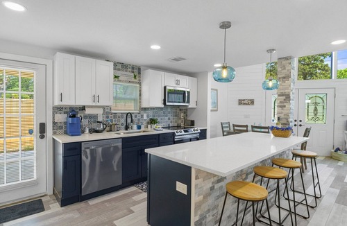 Gulf Coast Acres House | Private Coastal home w. gaming loft, pool table, hot tub, arcades - pet friendly