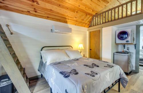 Henagar Apartment | Private Deck & Hot Tub: Gem Near Guntersville Lake