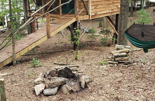 Ozone RV Rental | Private East Tennessee Glamping Cabins in a Treehouse Campground Pet Friendly