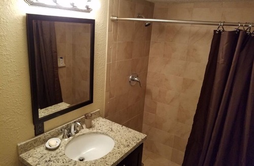 Deerfield Beach Condo | Private entrance 3 Bedroom 2 Bath Condo