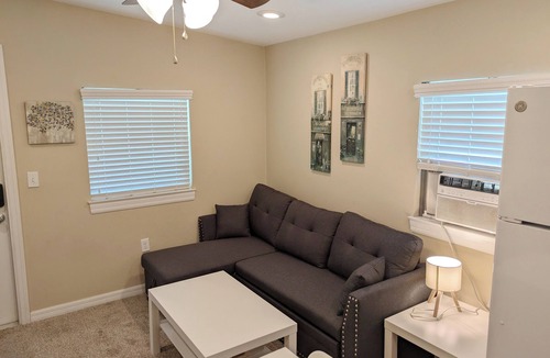 Cypress Gardens Apartment | Private Entrance 1 Bd 1.5 Bath Guest Suite in Cypress Gardens near Legoland