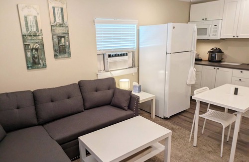 Cypress Gardens Apartment | Private Entrance 1 Bd 1.5 Bath Guest Suite in Cypress Gardens near Legoland