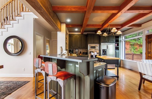Helen House | Private Estate Hot Tub Sauna Game Room Theater Pickleball Epic Views