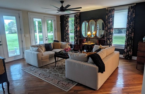 Avenue House | Private Getaway at Four Waters Estate!