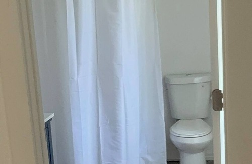 Stockbridge Cottage | Private guesthouse 15 to 20 min from Atlanta and 20 minutes from the airport