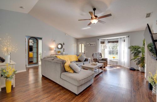 Homosassa House | Private Heated Pool Sunny Homosassa Stay!