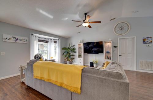 Homosassa House | Private Heated Pool Sunny Homosassa Stay!