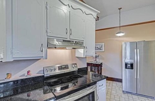 Charleston House | Private home on James Island, Charleston, walk to beach, Screened porch @ deck