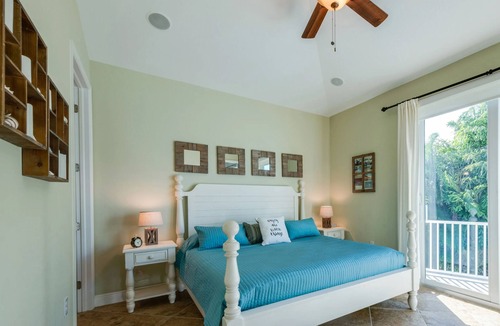 Hills T P House | Private Home with a Tropical Yard, Pool & Spa just steps to beach- on North end