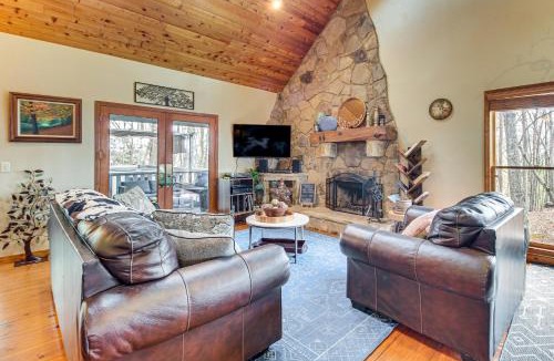 Big Canoe House | Private Hot Tub, Community Perks! Big Canoe Escape