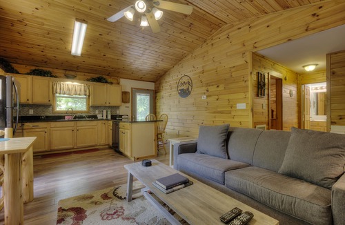Sevierville Cabin | Private Hot Tub | Soothing River Sounds | Scenic Outdoors