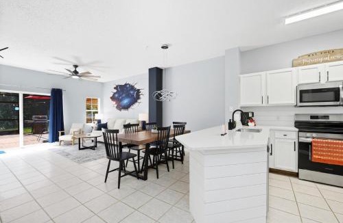 Kissimmee House | Private Hot Tub Terra Verde Resort Pool Themed Rooms