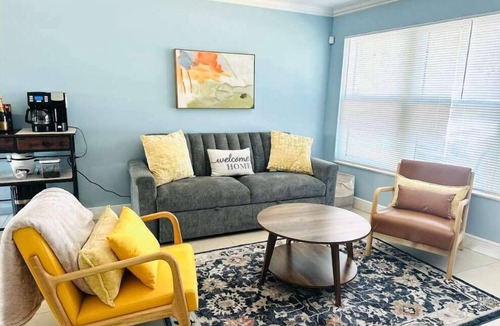 Pompano Beach House | Private House 3BR/2B | Near Beach | Large Yard