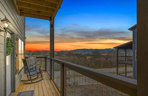 Sevierville Cabin | Private Indoor Pool | Hot Tub | View | Near Dollywood | Pets | Game Loft