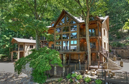 Blairsville Cabin | Private Mountain Rock Cabin with Spectacular Views