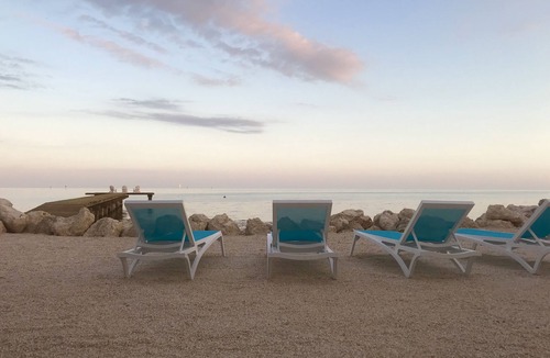 Islamorada House | Private Oceanfront: Heated Pool, Paddleboards & Kayaks - 180 degree ocean views