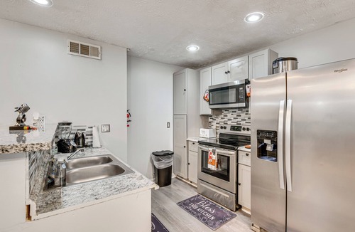 Belvedere Park House | Private Patio w/Seating! Decatur Home
