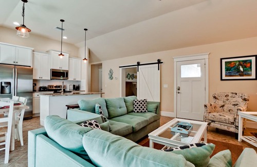 Holmes Beach House | Private pool, 3 bedroom on Anna Maria Island, only minutes to the beach!