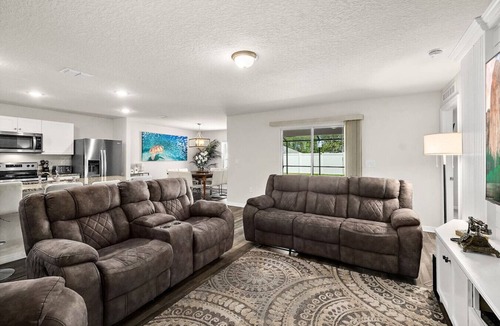 Palm Coast House | Private Pool 4BR | Sleeps 10 + Near Beach