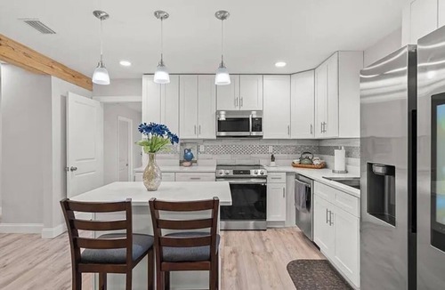 Ridge Wood Heights House | Private Pool Oasis Minutes to Siesta Key Beach Pet Friendly
