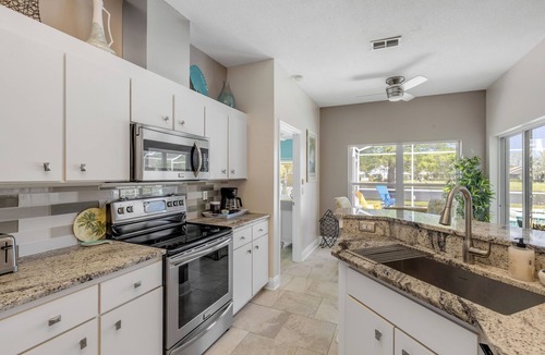 Samsula-Spruce Creek House | Private Pool Retreat/Pet-Friendly/Sleeps 6