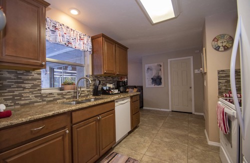 San Carlos Park House | PRIVATE POOL & SPA, weekly or monthly RENTAL IN FLORIDA