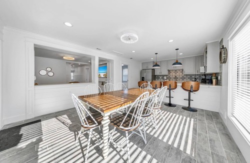 Bid-a-wee Beach House | ☀️Private Pool-Pet Friendly-Close to Beach-Tiki Palms Paradise ☀️