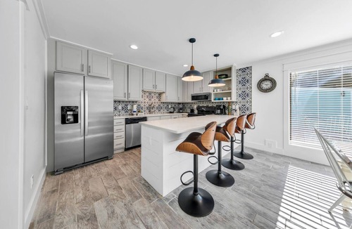 Bid-a-wee Beach House | ☀️Private Pool-Pet Friendly-Close to Beach-Tiki Palms Paradise ☀️
