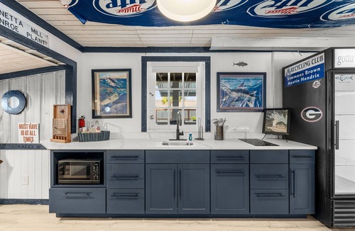 Bel Air House | Private pool & hot tub steps from the beach