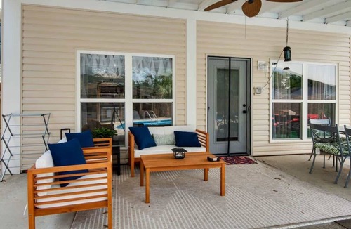 Northeast Pensacola House | Private-Relaxing, Pool, Dwntwn PNS & Beaches