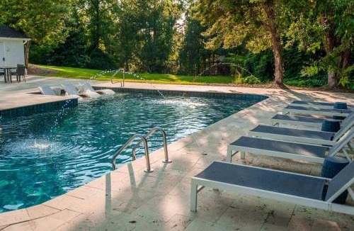 Gainesville House | Private Resort - Lake Lanier Paradise