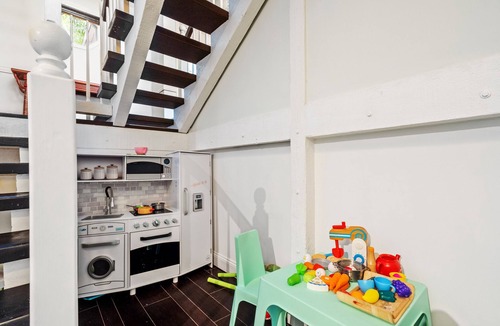 Boynton Beach House | Private "resort" setting Spacious- Boynton/Delray. 2.5 mi. to beach, Atl. Ave.