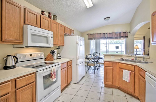 Solana House | Private Resort Villa w/Pool - Close to Disney!